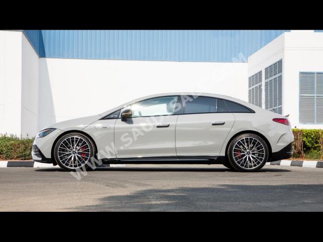 2023 مرسيدس - بنز إي كيو إي 43 أي إم جي