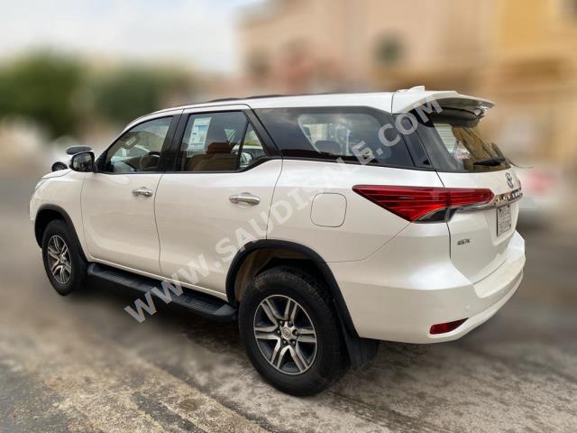 2017 Toyota Fortuner GX