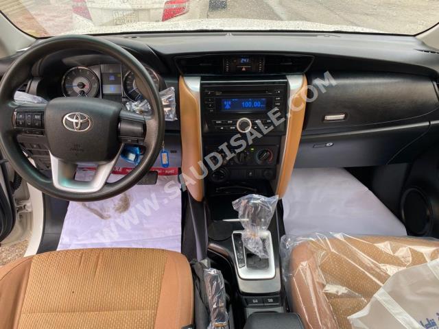 2017 Toyota Fortuner GX