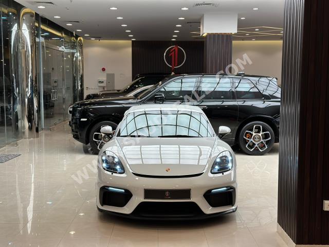 2020 Porsche Cayman GT4