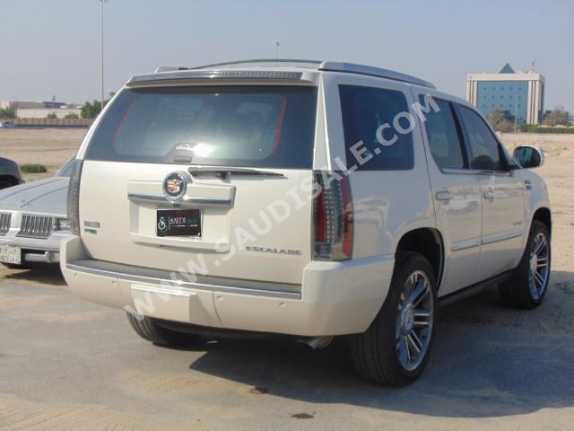 2012 Cadillac Escalade