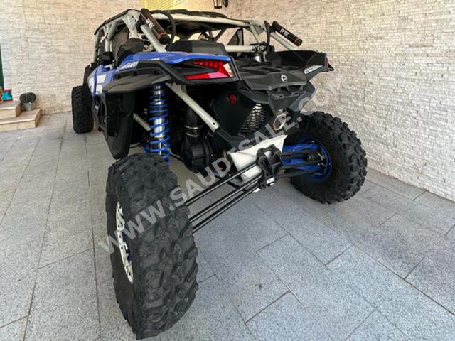 2022 كان-ام مافريك إكس أر إس