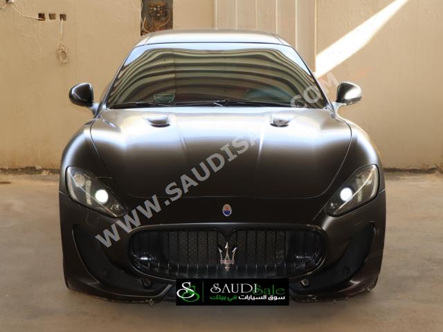 2016 مازيراتي جرانتوريزمو اس