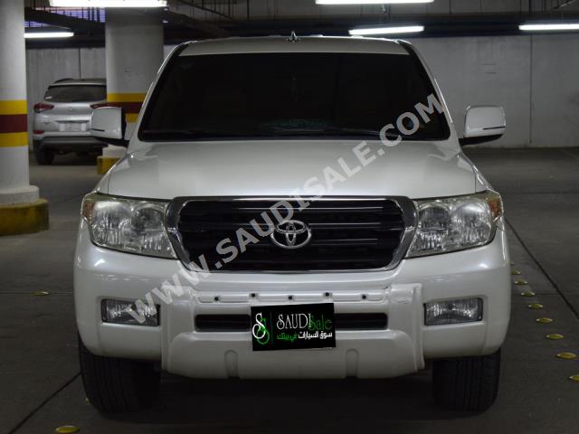 2009 Toyota Land Cruiser GXR
