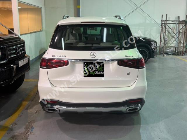 2021 مرسيدس - بنز جي إل إس 450