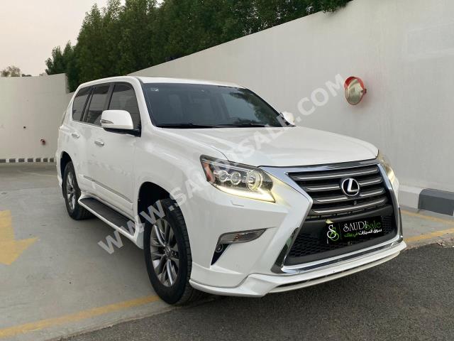 2014 لكزس جي إكس 460
