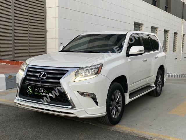 2014 لكزس جي إكس 460