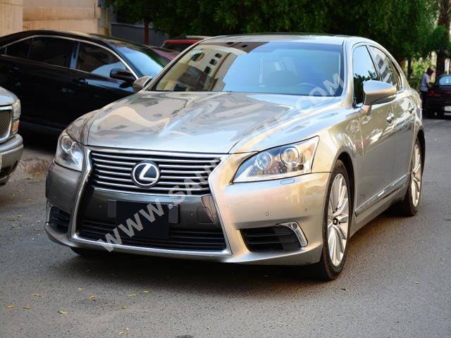 2015 Lexus LS 460