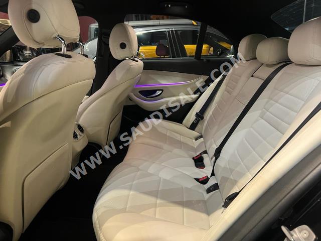 2017 مرسيدس - بنز إي 220