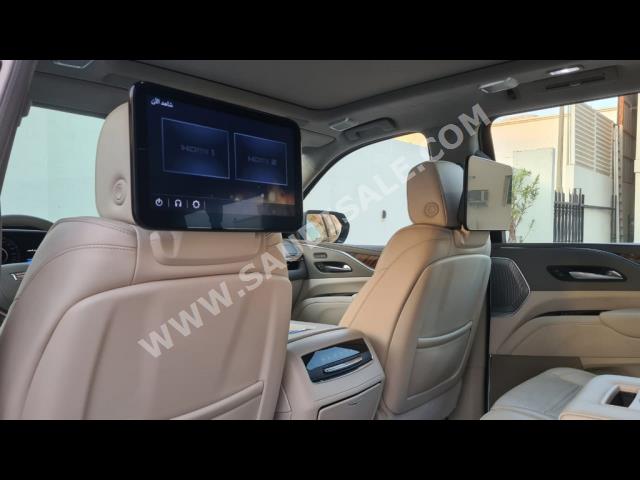 2022 كاديلاك اسكاليد