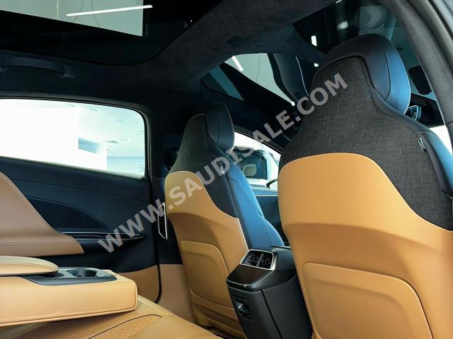 2023 لوسيد جراند تورينج