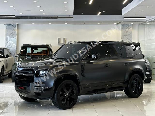 2023 لاند روفر ديفيندر إصدار كارباثيان