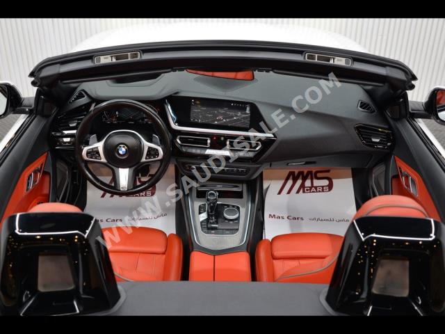 2021 بي ام دبليو الفئة زد 4