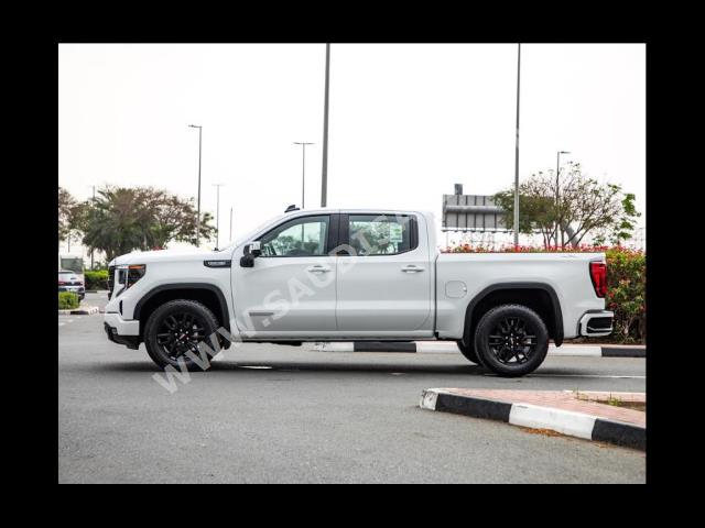 2024 جي ام سي سييرا اليفيشن