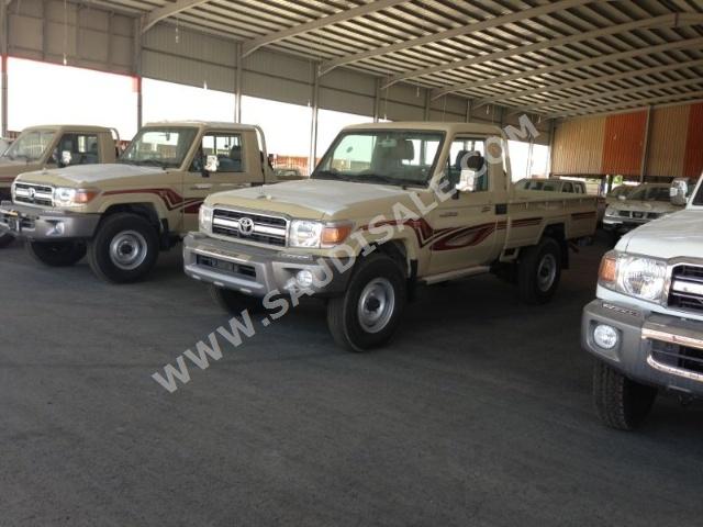 2013 Toyota Land Cruiser LX