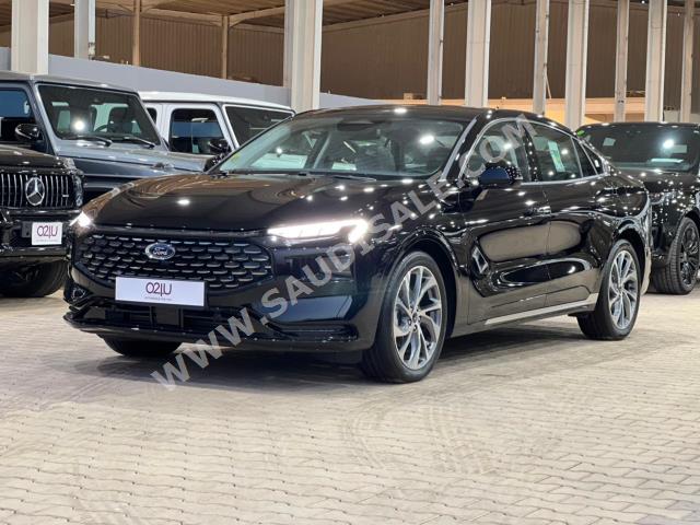 2023 Ford Taurus Titanium