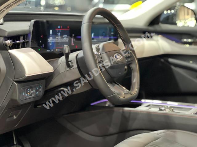 2023 Ford Taurus Titanium
