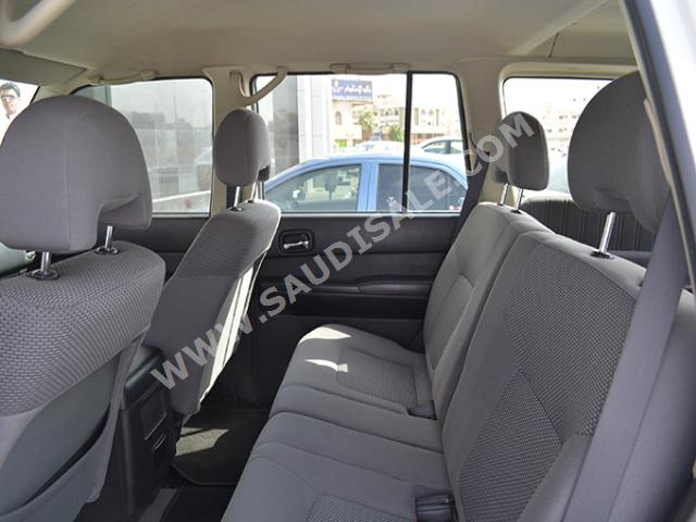 2011 نيسان باترول