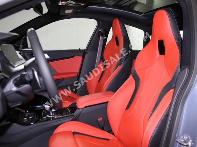 2023 بي ام دبليو الفئة ام إم 2