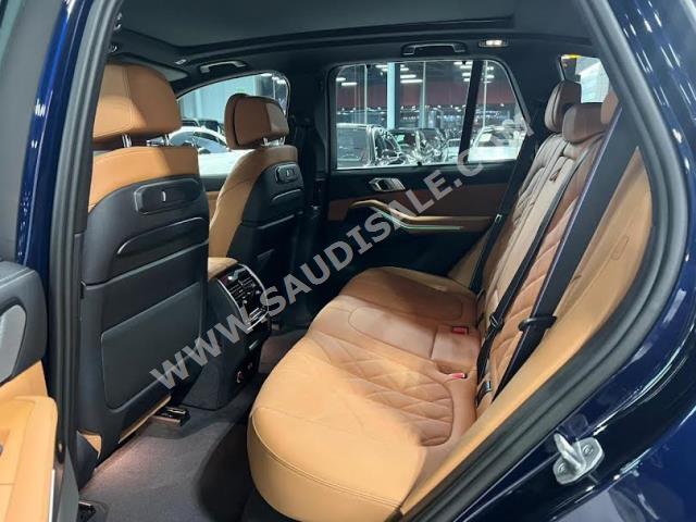 2024 بي ام دبليو الفئة اكس 5