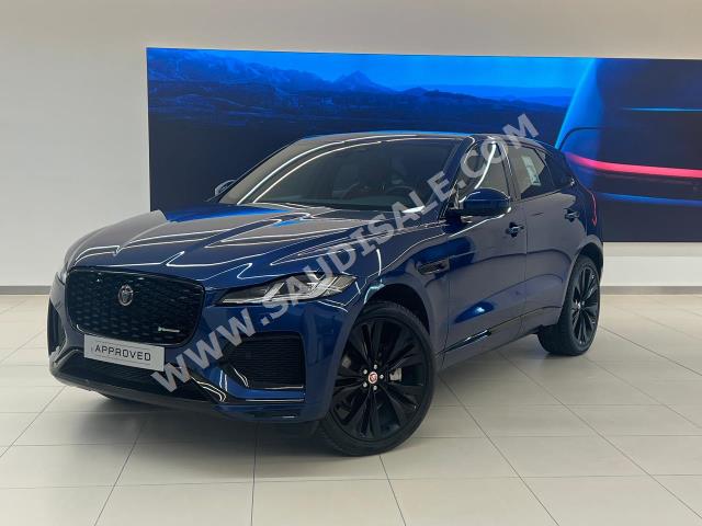 2022 جاكوار اف-بيس