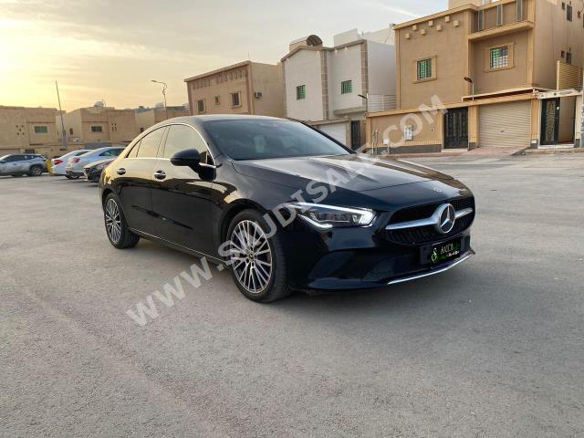 2019 مرسيدس - بنز سي إل أي 200