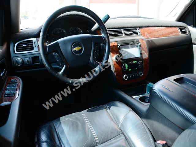 2007 Chevrolet Suburban LTZ