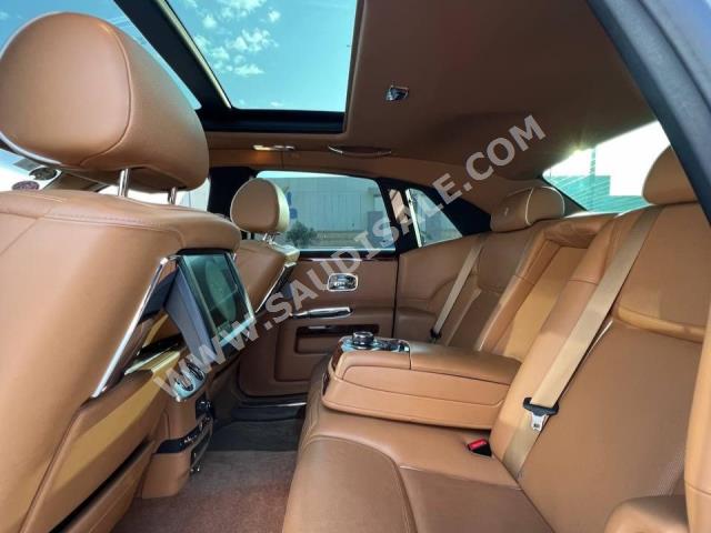 2015 رولز رويس قوست