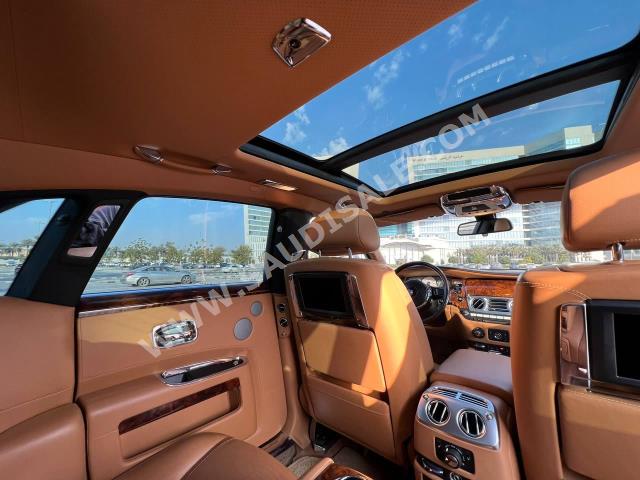 2015 رولز رويس قوست