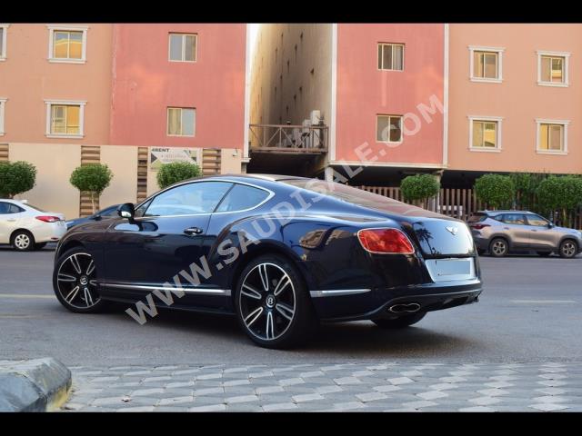 2013 بنتلي كونتيننتل جي تي