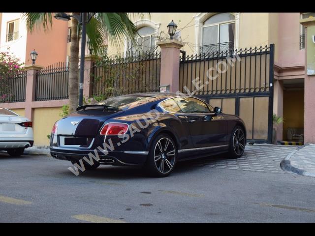 2013 بنتلي كونتيننتل جي تي