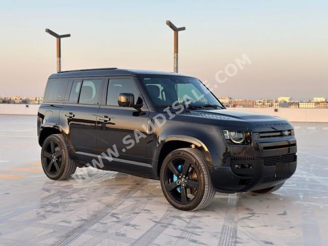 2022 لاند روفر ديفيندر اتش اس اي