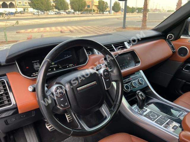 2017 لاند روفر رينج روفر سبورت سوبر تشارج