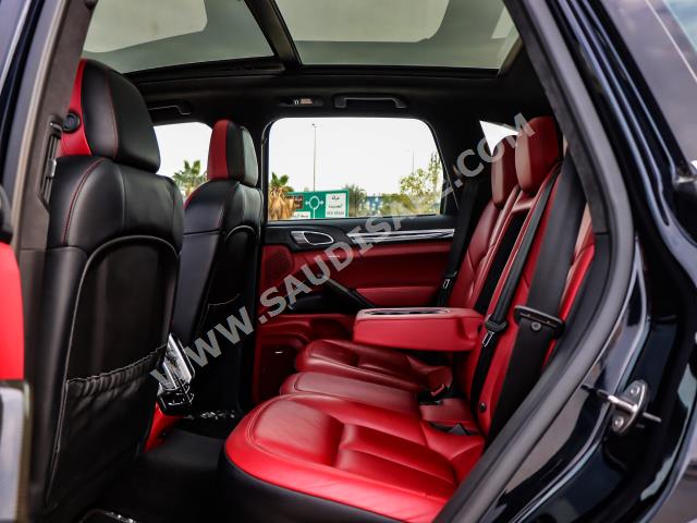 2015 بورش كايين توربو