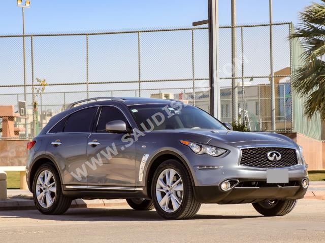 2019 انفينيتي كيو اكس 70