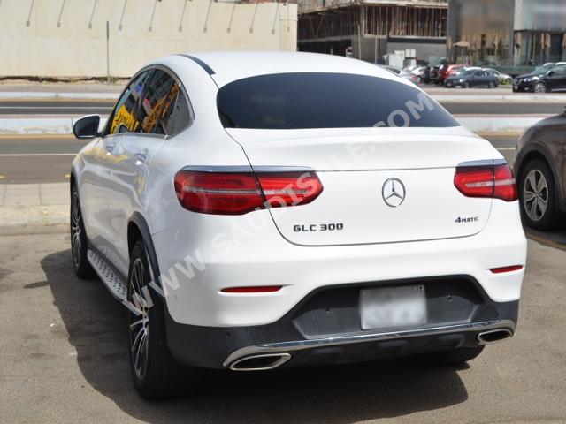 2019 مرسيدس - بنز جي إل سي 300