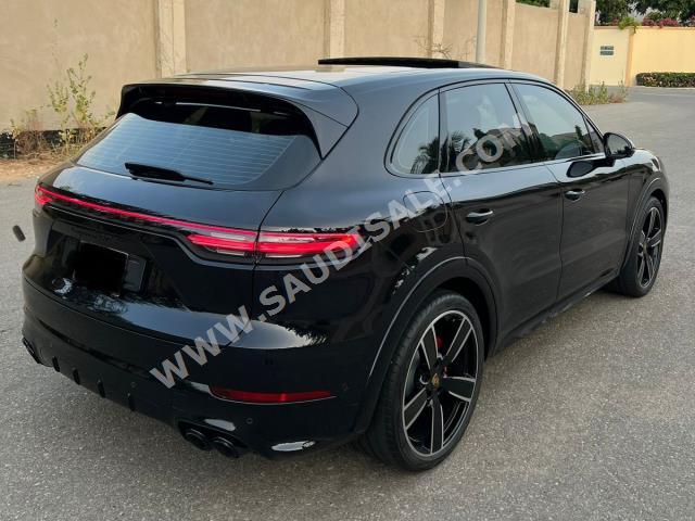 2021 بورش كايين جي تي اس