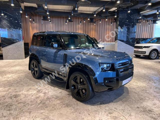 2022 لاند روفر ديفيندر اكس داينمك