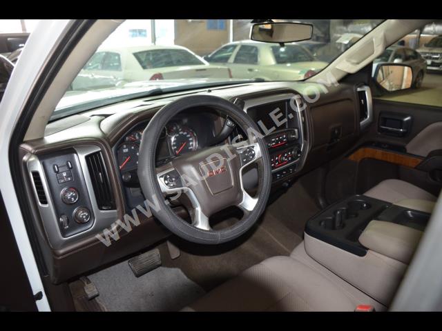 2016 جي ام سي سييرا