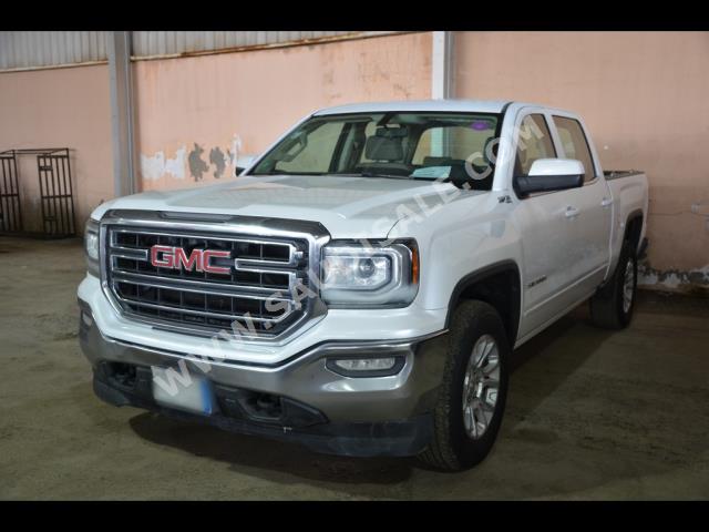 2016 جي ام سي سييرا