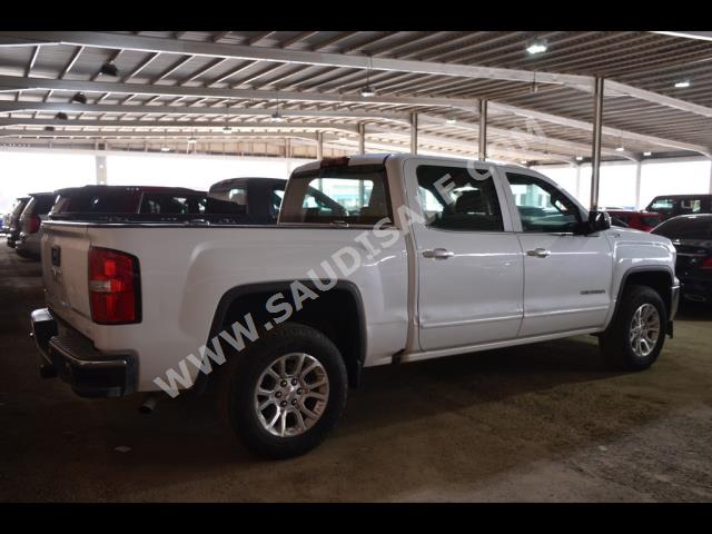 2016 جي ام سي سييرا