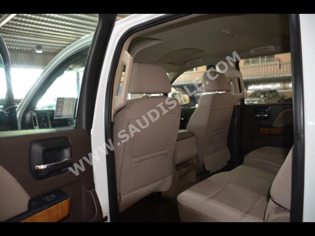 2016 جي ام سي سييرا