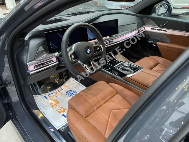 2023 بي ام دبليو الفئة السابعة 735 إل أي