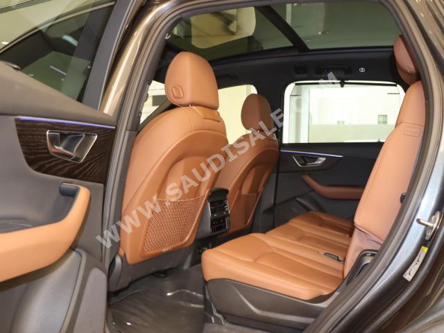 2021 اودي كيو 7