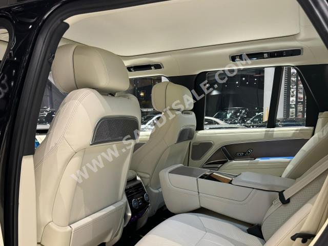 2022 لاند روفر رينج روفر اوتوبيوغرافي