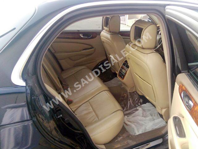 2009 جاكوار اكس جي