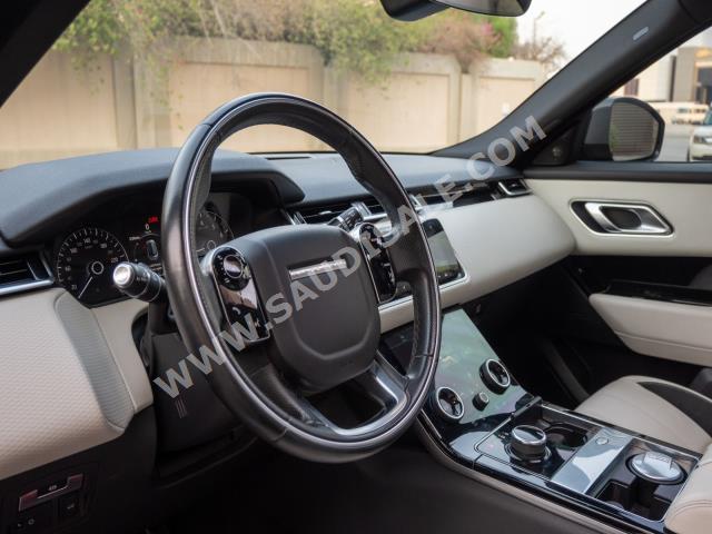 2018 لاند روفر رينج روفر فيلار فيلار