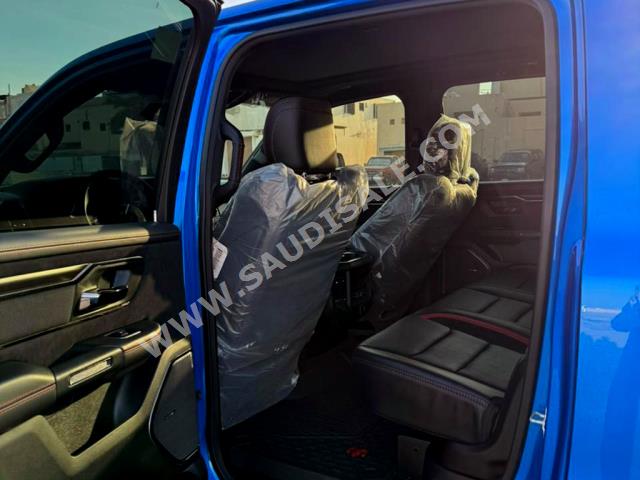 2022 دودج رام تي ار اكس