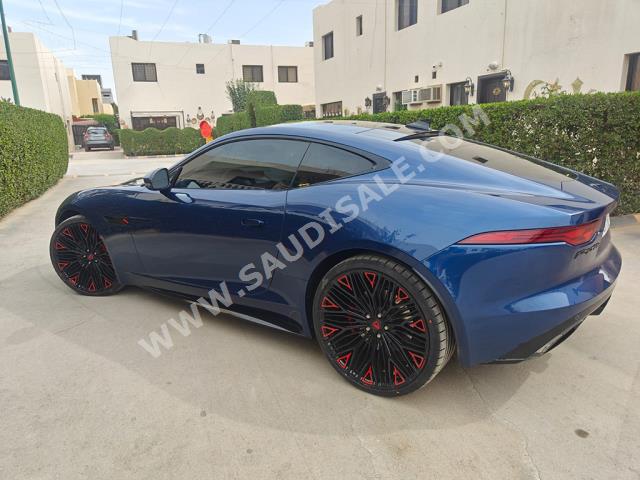 2021 جاكوار اف-تايب