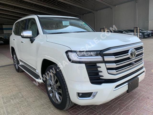 2023 تويوتا لاند كروزر في اكس